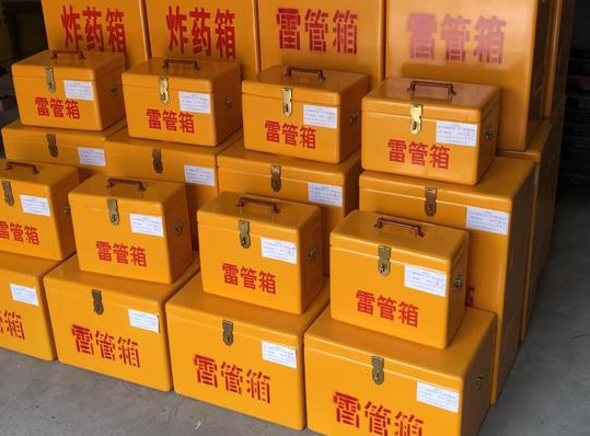 三明玻璃钢雷管箱的使用寿命一般是多少？