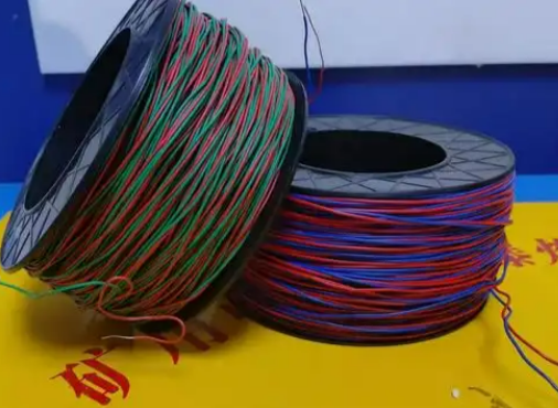 三明放炮线的主要材质有哪些？不同材质的适用场景有何区别？